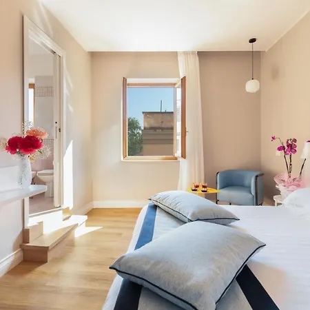 Отель La Rovere 4*