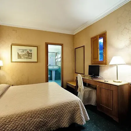 La Rovere Отель 4*