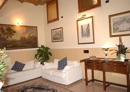Отель La Rovere 4*