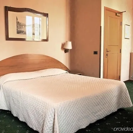 Hotel La Rovere Roma